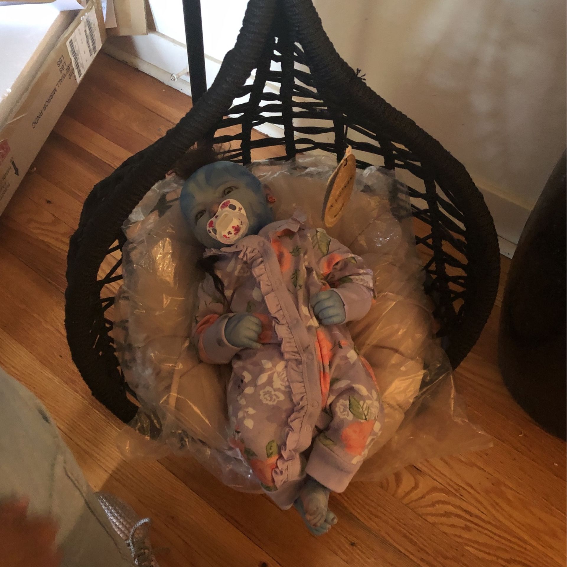 Hamic very nice for pets brand new 125 Are For Your Baby Dolls I Used It For My Baby Dollars Very Cute It’s Like A Swing