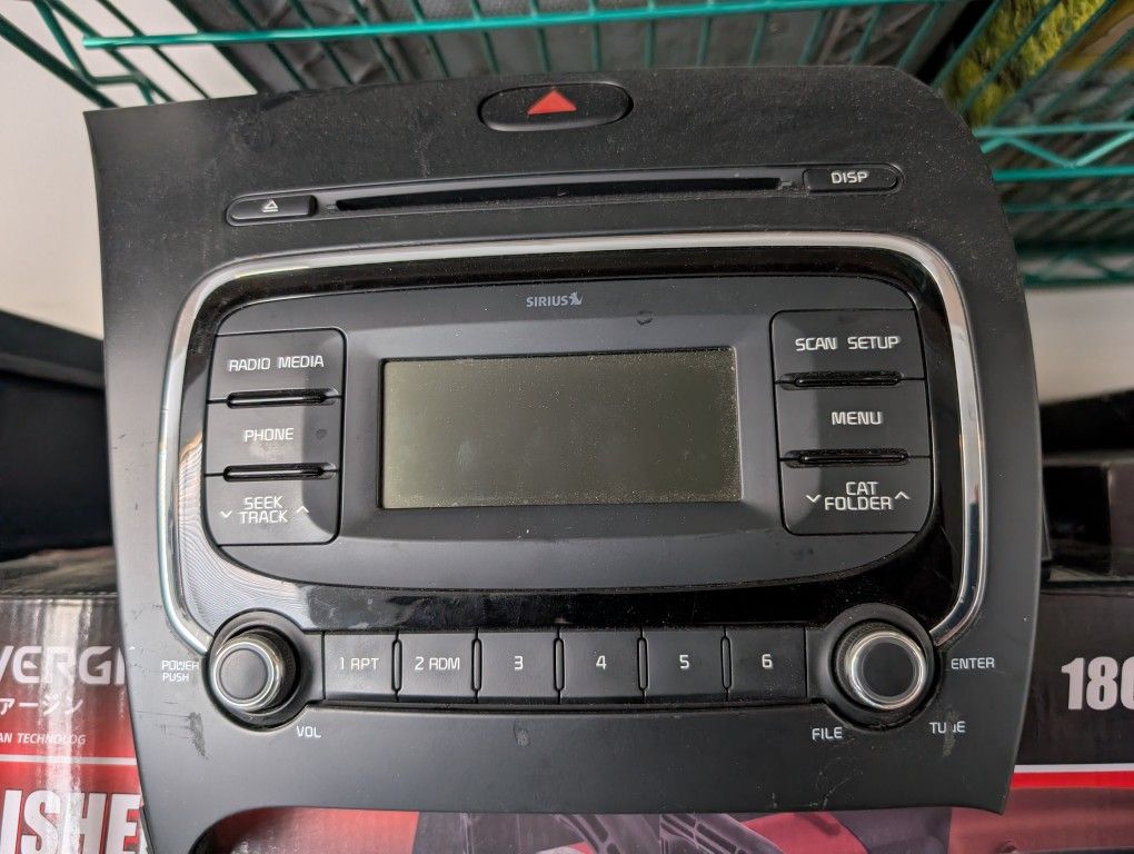 2017 Kia Forte Stock Radio