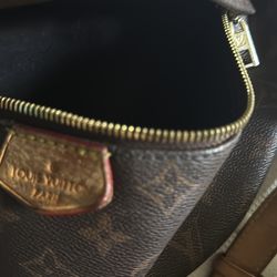Louie Vuitton bag