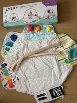 Lovevery Play Gym
