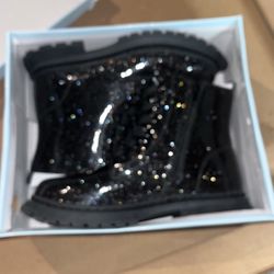 GIRLS BLACK GLITTER BOOTS 