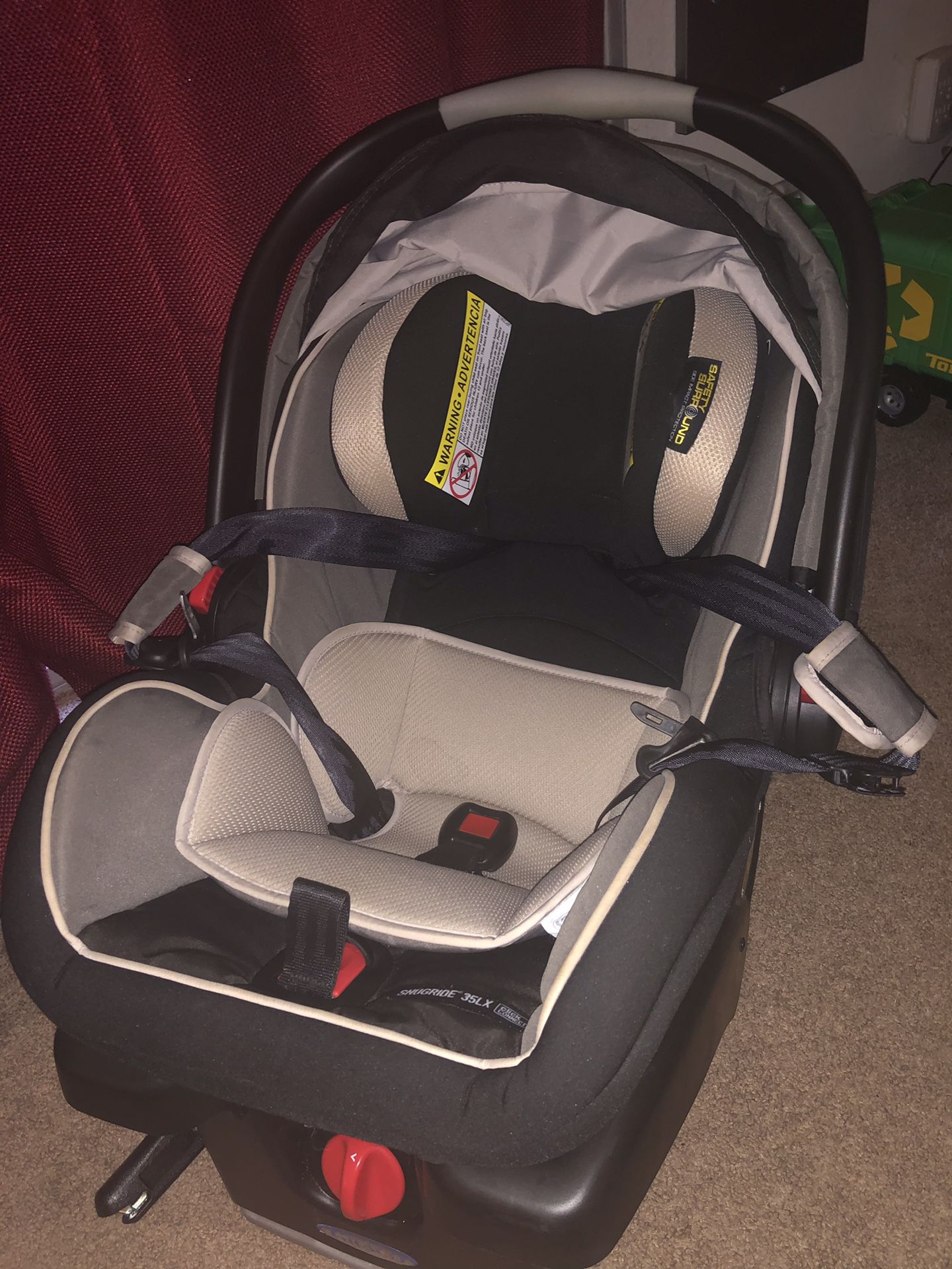 Graco snugride 35 lx connect and go infant car seat