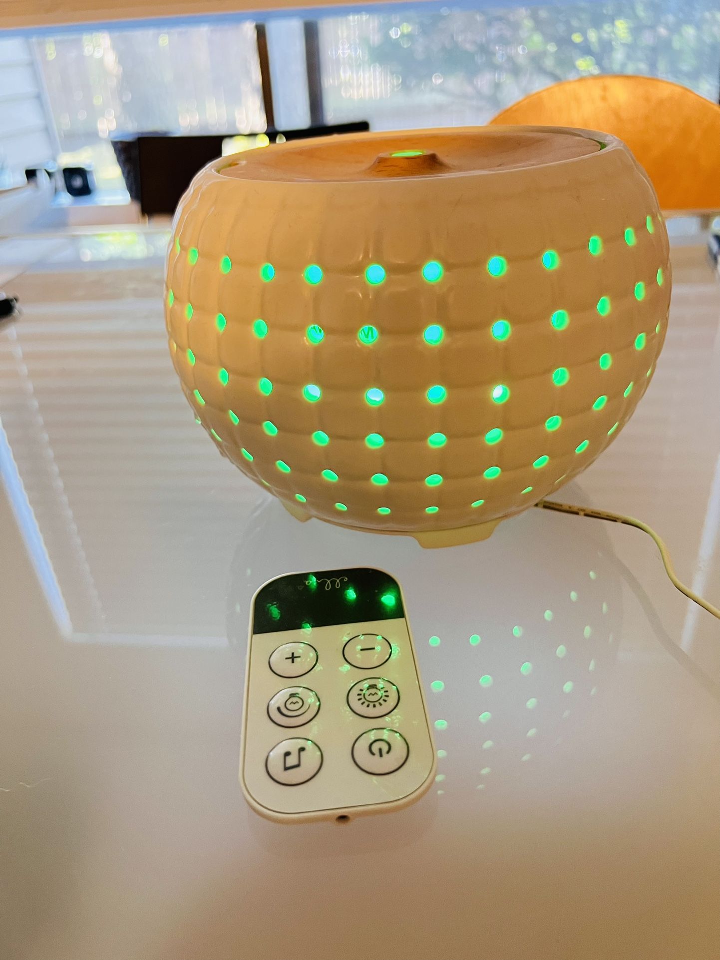 HoMedics Ellia Gather Ultrasonic Aroma Diffuser With Sound