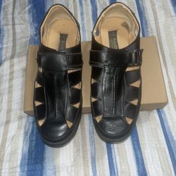 Black Shoes
