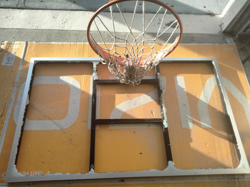 Spalding Basketball Hoop Adjustable 