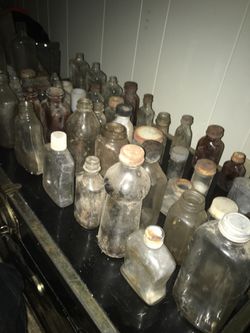 1900’s antique bottles selling cheap