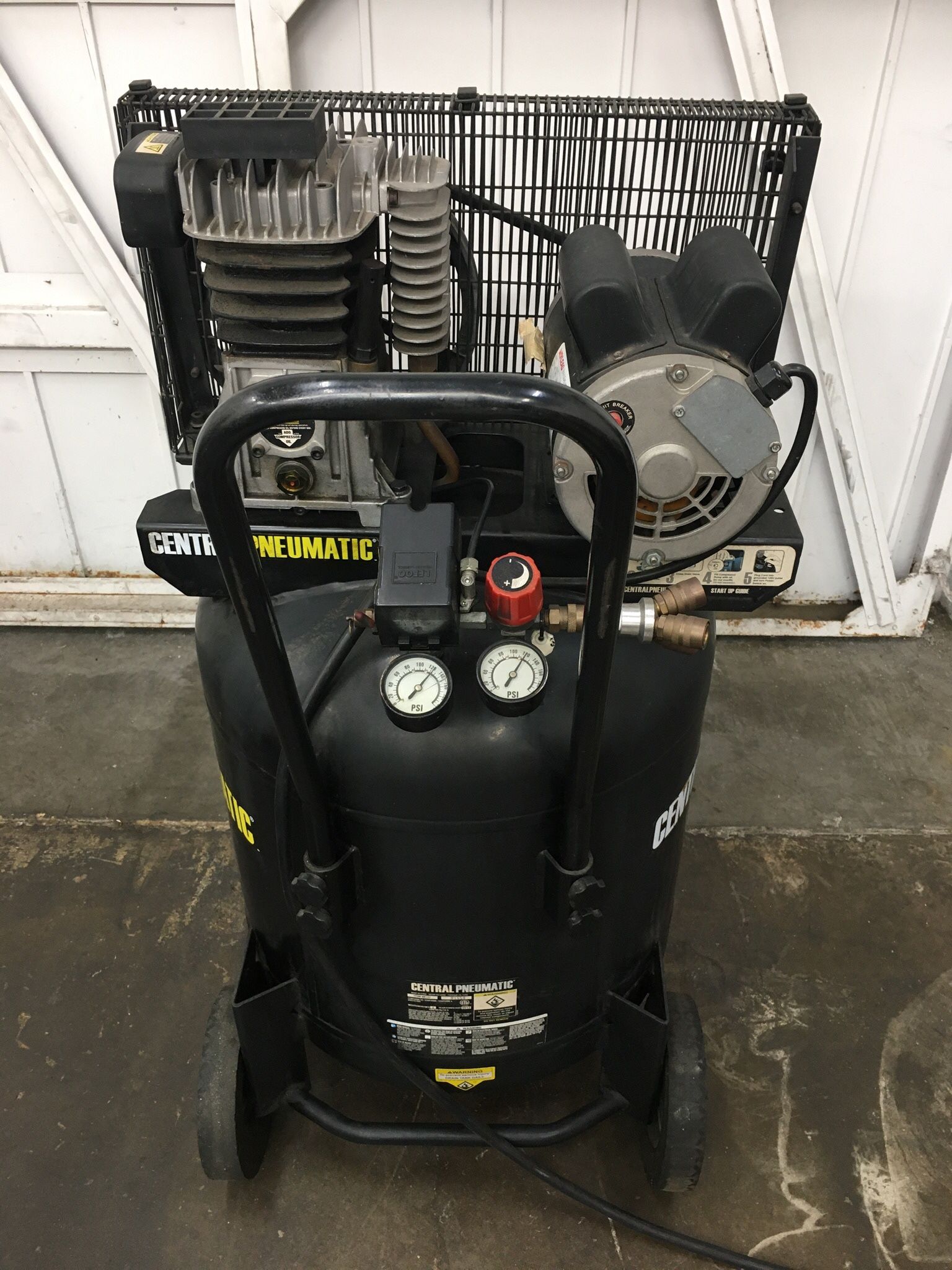 Central Pneumatic (Harbor Freight) 29 Gallon 2 HP 150 PSI Cast Iron Vertical Air Compressor