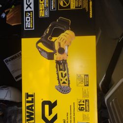 DeWalt 8" Pruning Chainsaw