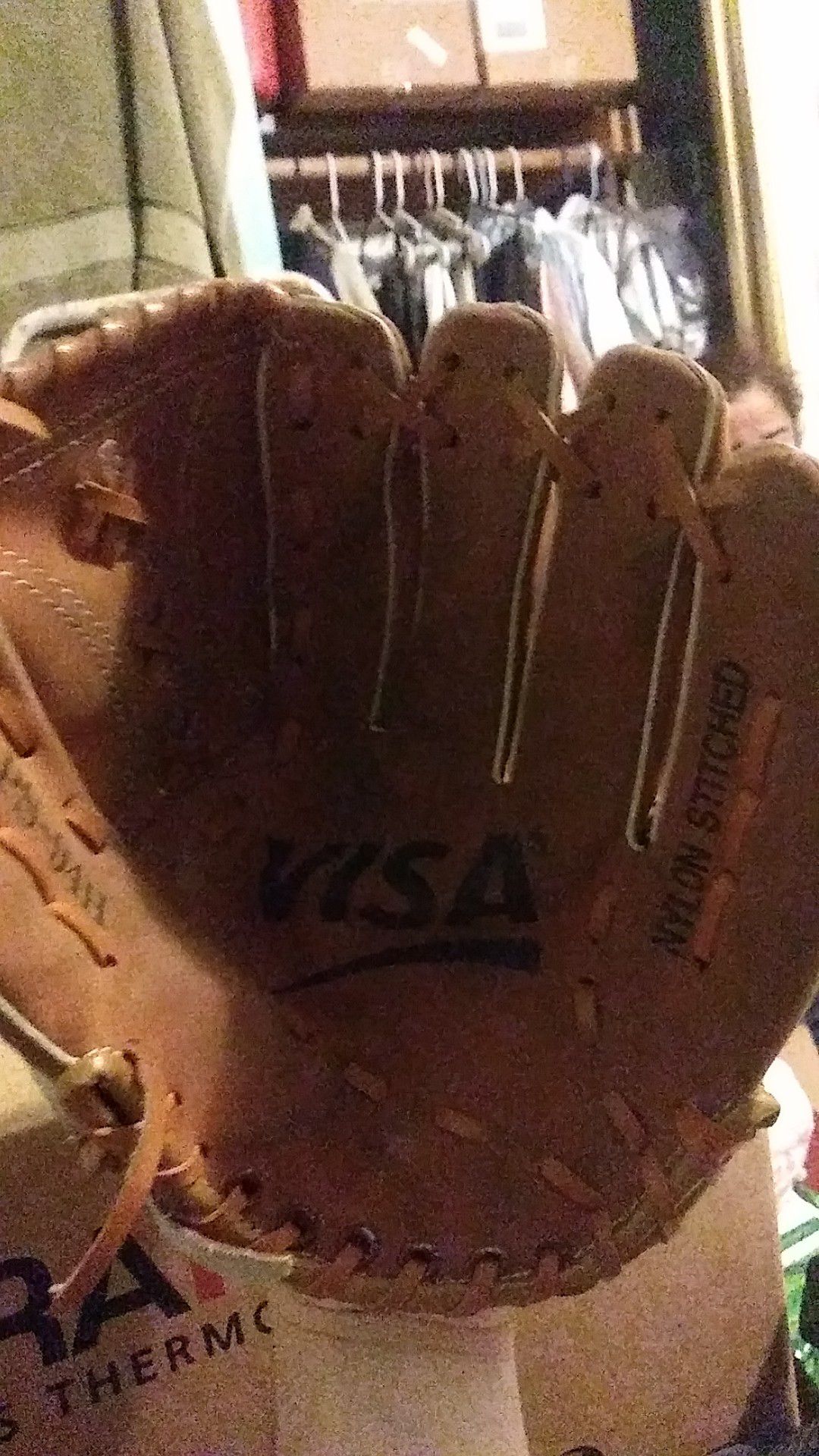 Baseball Glove .. Louisville Slugger
