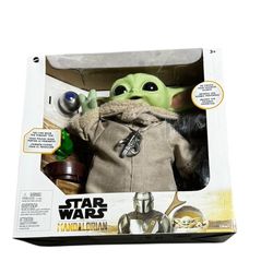 Star Wars The Mandalorian 11-inch Grogu Plush Adventure Bundle