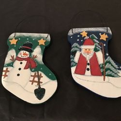 WOODEN HANGING PAINTED STOCKING DECORATION