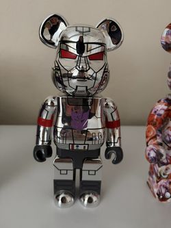 Bearbricks x Transformers 400%