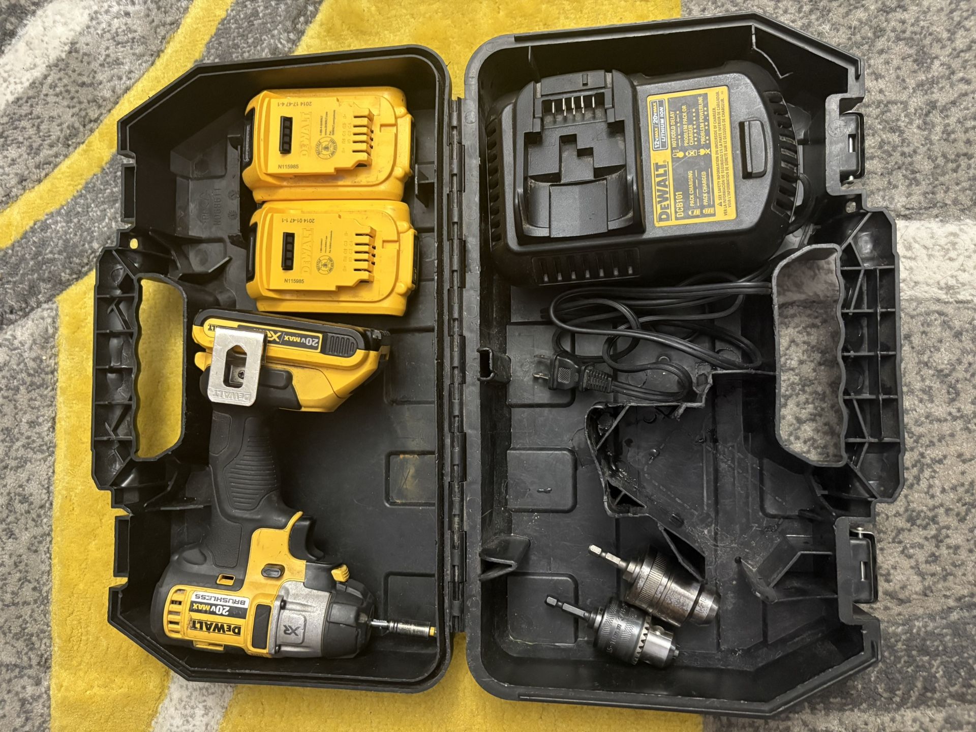 DeWalt 20V MAX XR Drill Set - 3 Batteries + Charger - Ready to Work