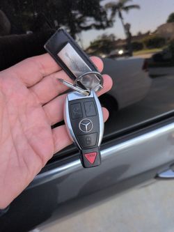Mercedes Key