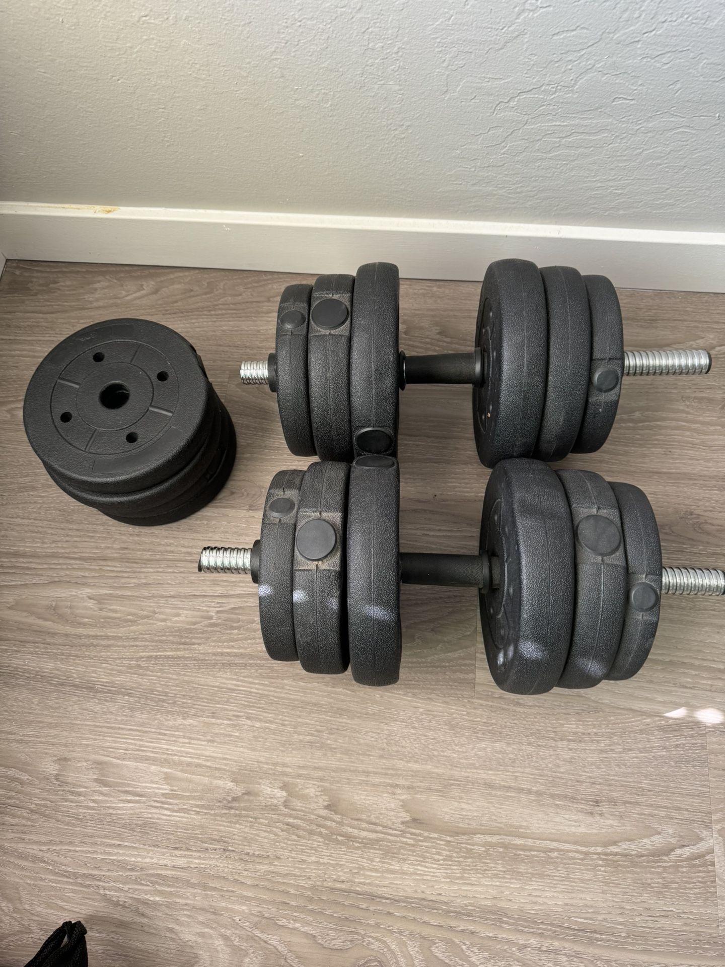 Adjustable Dumbbells