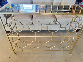Mirror gold table