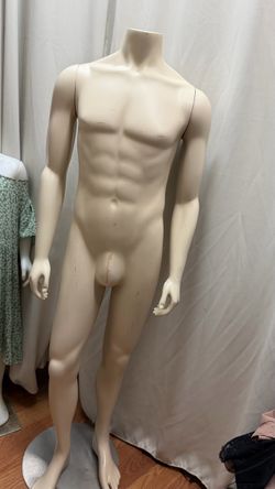 Maniquí masculino de cuerpo completo con base