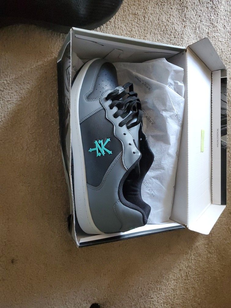 Zoo York Shoes Size 13