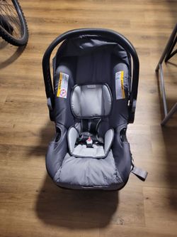 Babytrend, black and grey