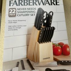 NEw Kitchen Knife Set