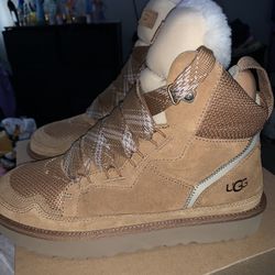 Brand New Womens side 10 UGG booties