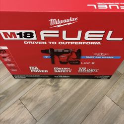 M18 FUEL ONE-KEY 18v Lithium-Ion Brushless Cordless 1-3/4 In. SDS-MAX Rotary Hammer W/ Two 12.0Ah Battery’s