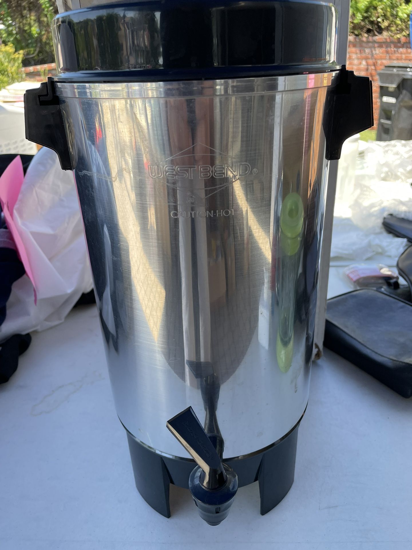 West Bend 100 Cup Coffee Pot, Percolator Or Heats Up Water Or Cider. for  Sale in Smithtown, NY - OfferUp