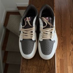 Travis scott reverse mocha shoes