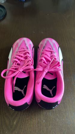 Puma ultra play kids soccer cleats