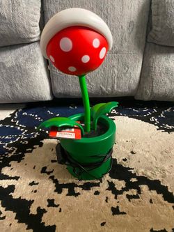 Super Mario Piranha Plant Lamp