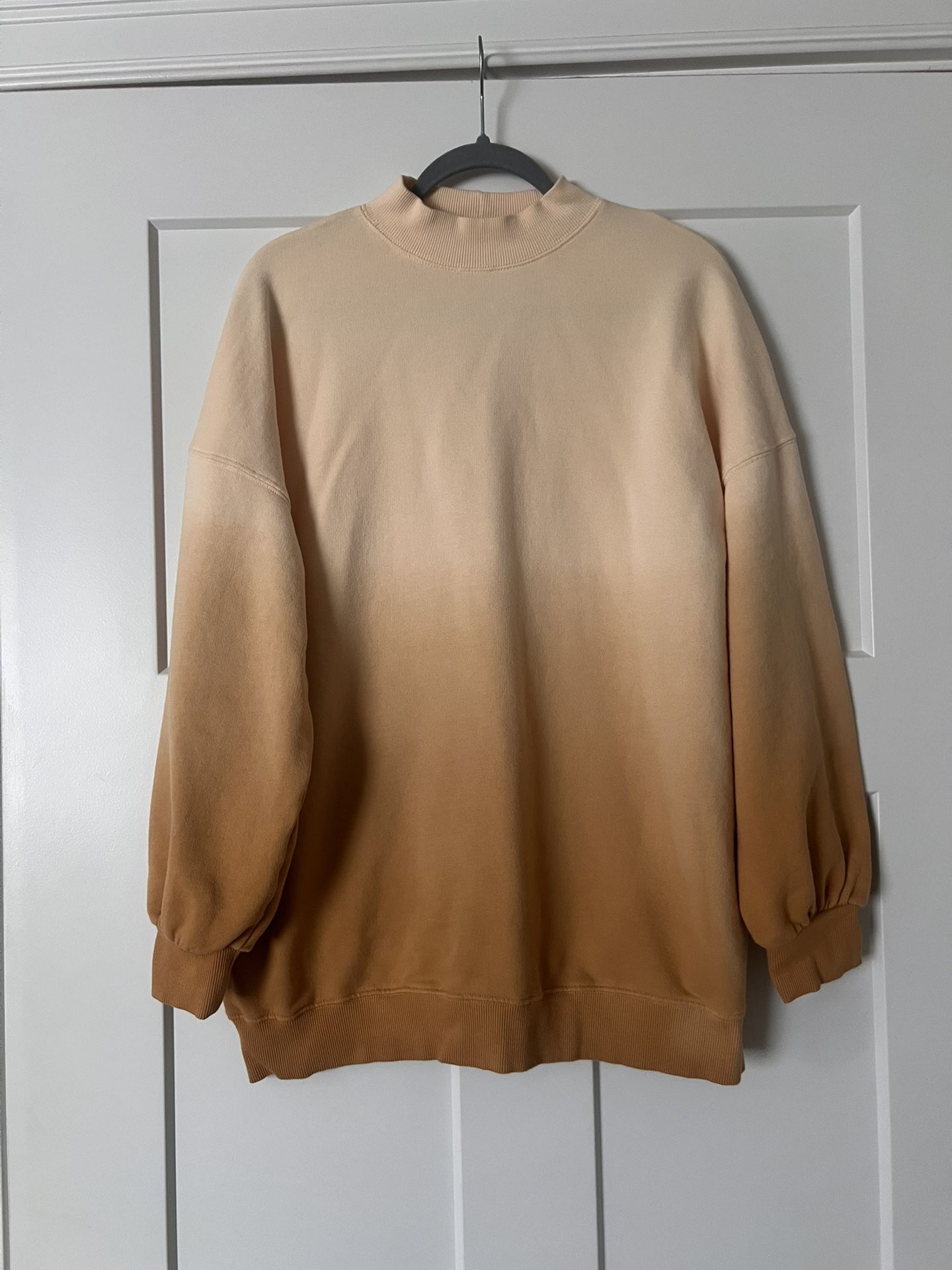 Ombré Crewneck Size M