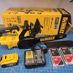 Dewalt 12" Chainsaw Kit 