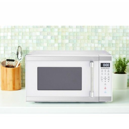 Brand New Hamilton Beach 1.1 Cu. ft. 1000 W Mid Size Microwave Oven, 1000W, WHITE Stainless Steel