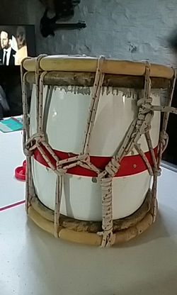 Tambora dominicana para tipico