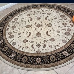 Round Carpet 