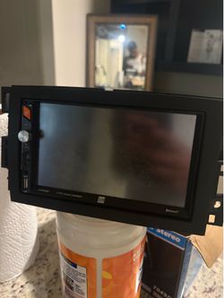 dual 7 inch touch screen radio