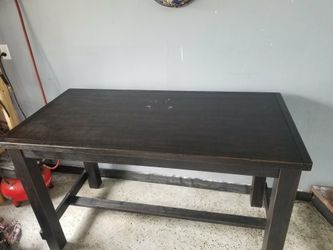 Counter top table