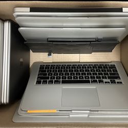 Apple MacBooks And iPads Lot 