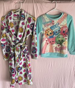 Shopkins Sweater and fleece robe 