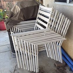10 Backyard chairs