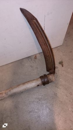 6' real old school scythe tool cutter lawn