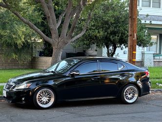 2013 Lexus IS200