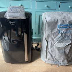 2 Delonghi - Portable Air Confectioners 