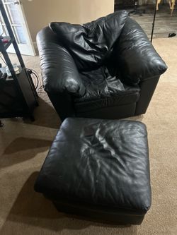 Love seat with ottoman