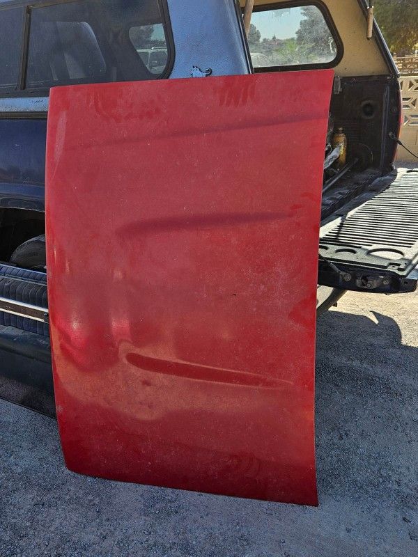 89-93 Mazda B-series B2600 Hood With Scoop