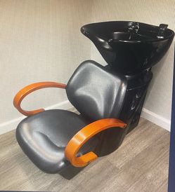 Salon Backwash Shampoo Bowl and Chair
