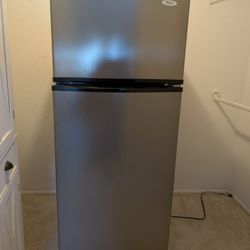 Whirlpool Stainless Steel Refrigerator 