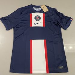 NEW!!! Authentic Nike Paris Saint-Germain 22 23 Home Stadium Jersey M DM1844-411.    Brand new 100% authentic nike soccer futbol jersey! Check out pho
