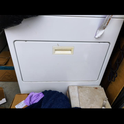 KENMORE GAS DRYER- clean n works great