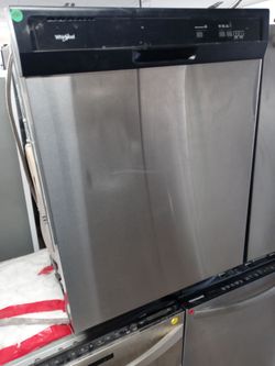 Whirlpool stainless steel dishwasher with plastic tub - Free delivery